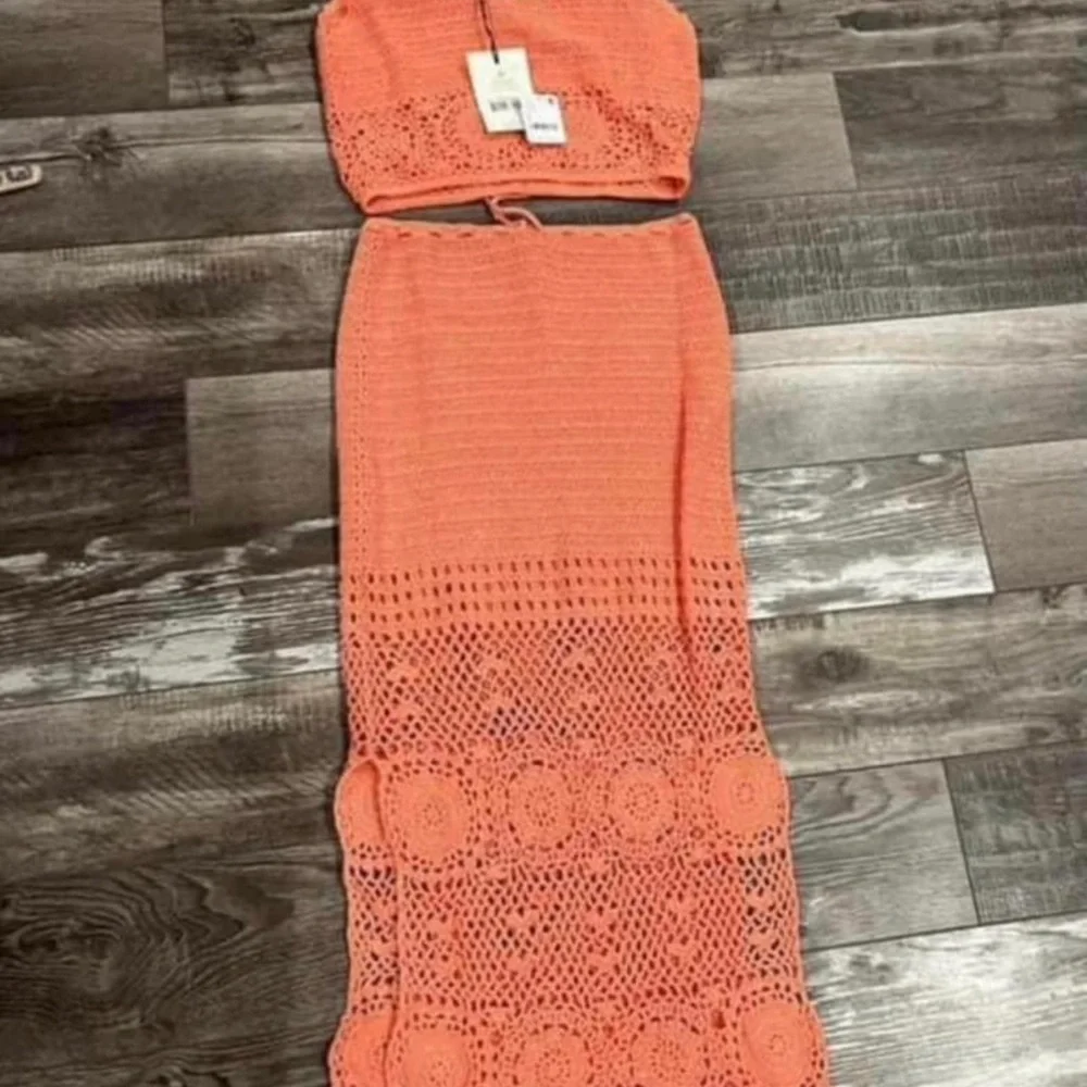 Spell Coral Crochet Set - Picture 2 of 2